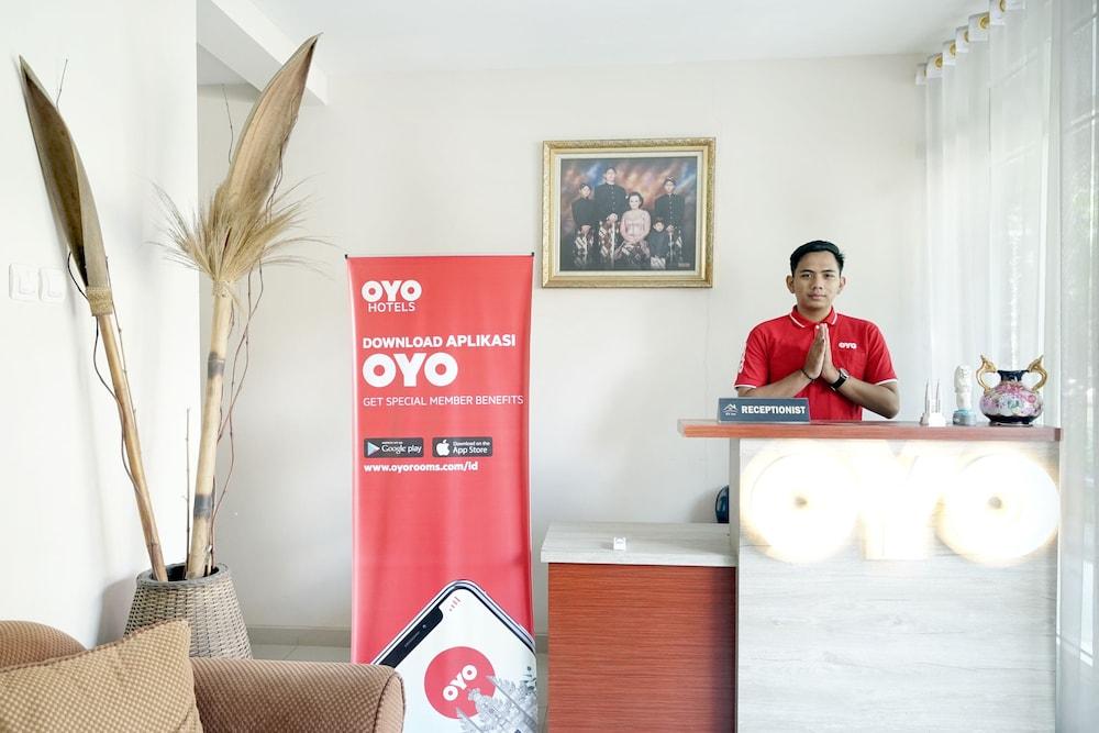 OYO 646 Kvinn Kostel Salakan Exterior foto
